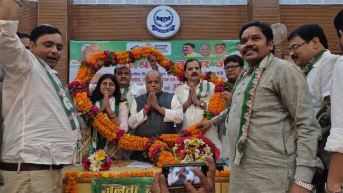 Jdu_03.jpg