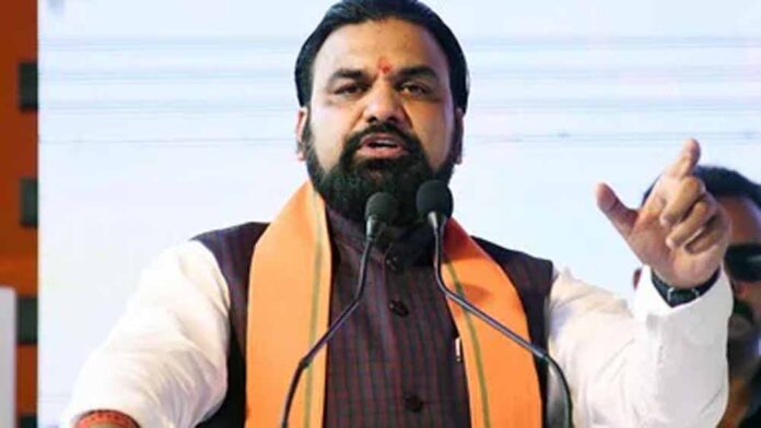cm_samrat_5-7.jpg