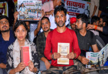 झारखंड में JPSC-JSSC विवाद गरमाया, CID की ताबड़तोड़ कार्रवाई; पूर्व अध्यक्ष से 7 घंटे पूछताछ, अनशन जारी